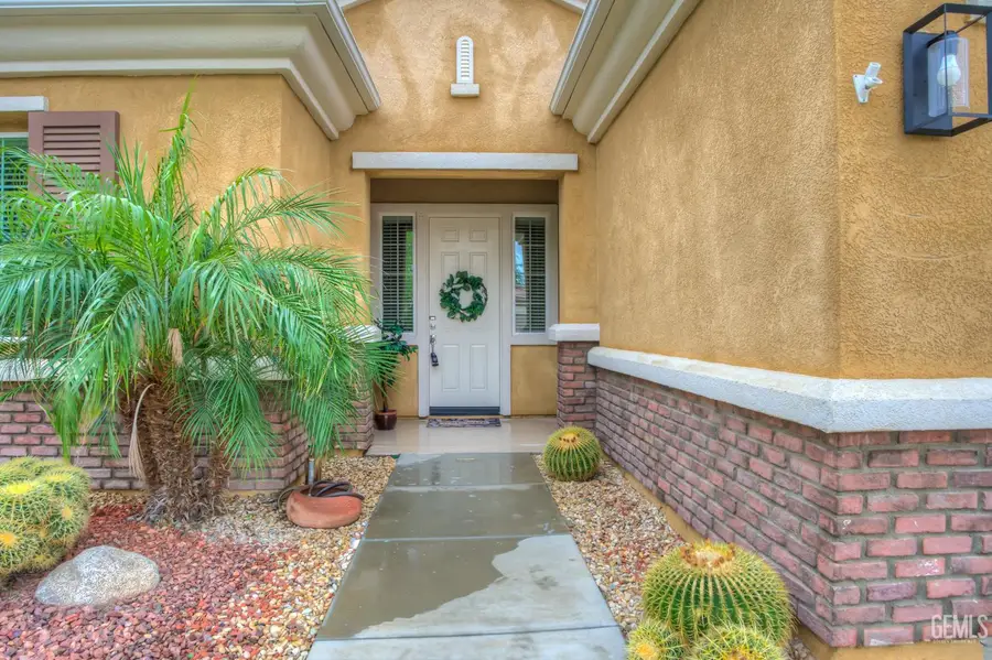 5900 RIVER BIRCH DRIVE, Bakersfield, CA 93306 - #3