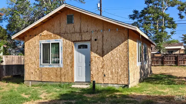 118 HUGHES AVENUE, Bakersfield, CA 93308