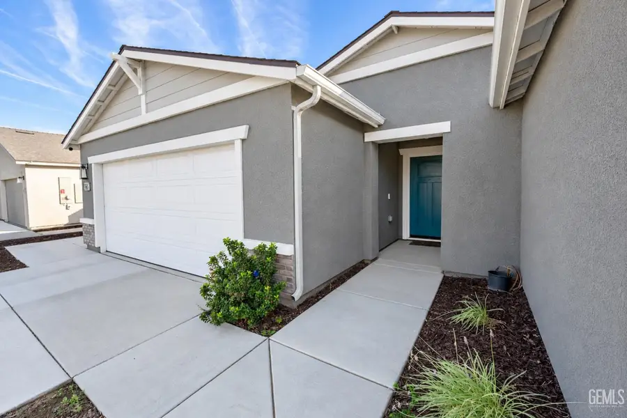 8611 LACUNA COIL AVENUE, Bakersfield, CA 93311 - #2