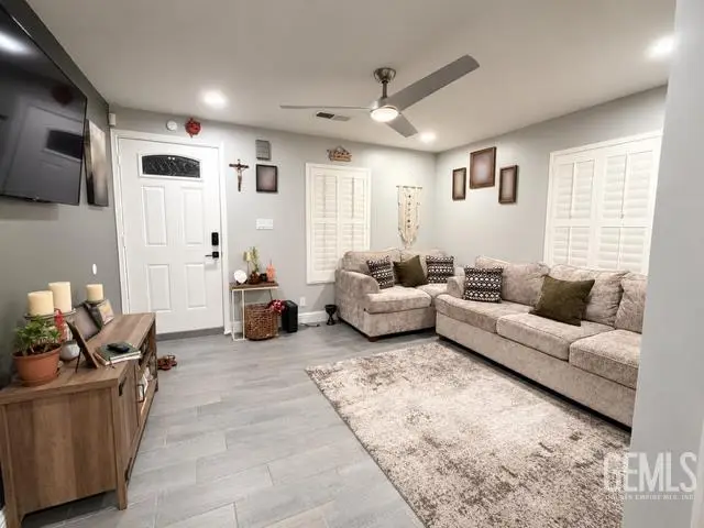 407 DECATUR STREET, Bakersfield, CA 93308 - #3