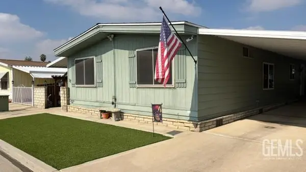 400 E ROBERTS LANE #98, Bakersfield, CA 93308