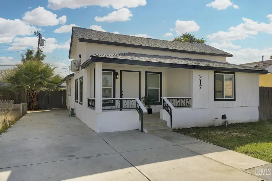 217 FERGUSON AVENUE, Bakersfield, CA 93308 - #3