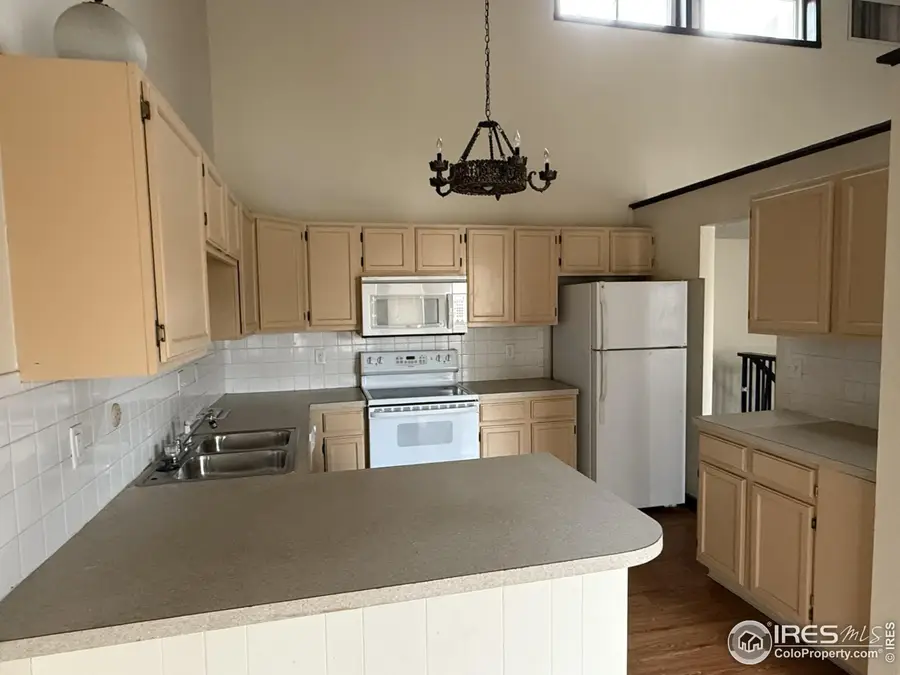 1943 Meadow Dr #B2, Longmont, CO 80501 - Image #3