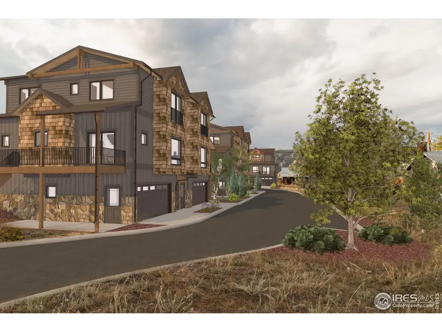 242 Virginia Dr, Estes Park, CO 80517 - Image #2