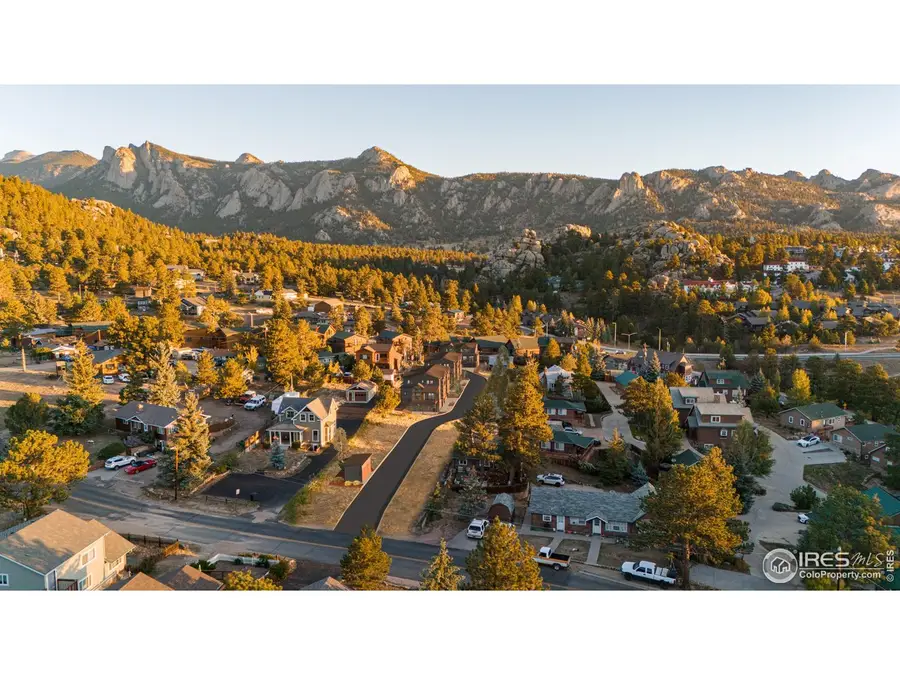 242 Virginia Dr, Estes Park, CO 80517 - Image #3