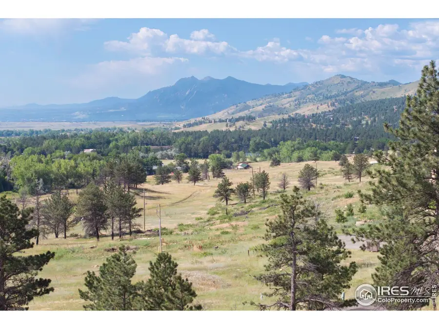 3029 Foothills Ranch Dr, Boulder, CO 80302 - Image #2