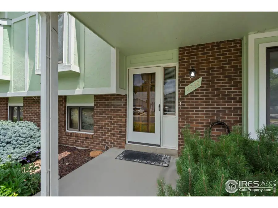 2938 Glendevey Dr, Loveland, CO 80538 - Image #3