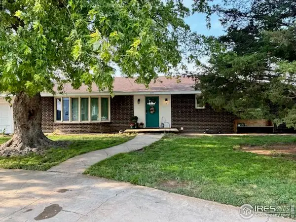 715 W Furry St, Holyoke, CO 80734