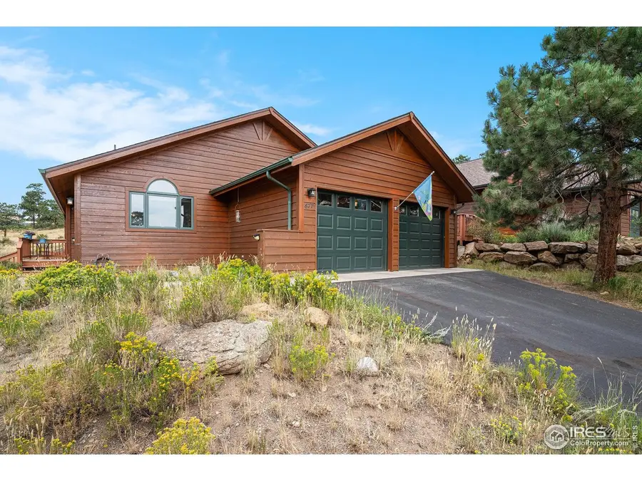 677 Cedar Ridge Cir #5, Estes Park, CO 80517 - Image #2