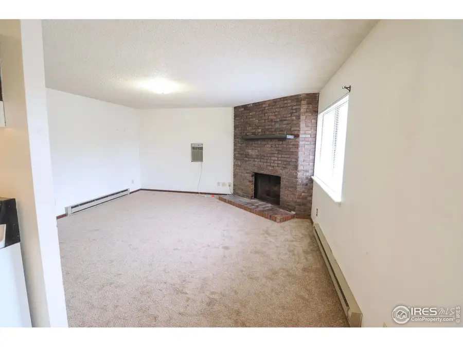 126 Juniper Pl, Loveland, CO 80538 - #3