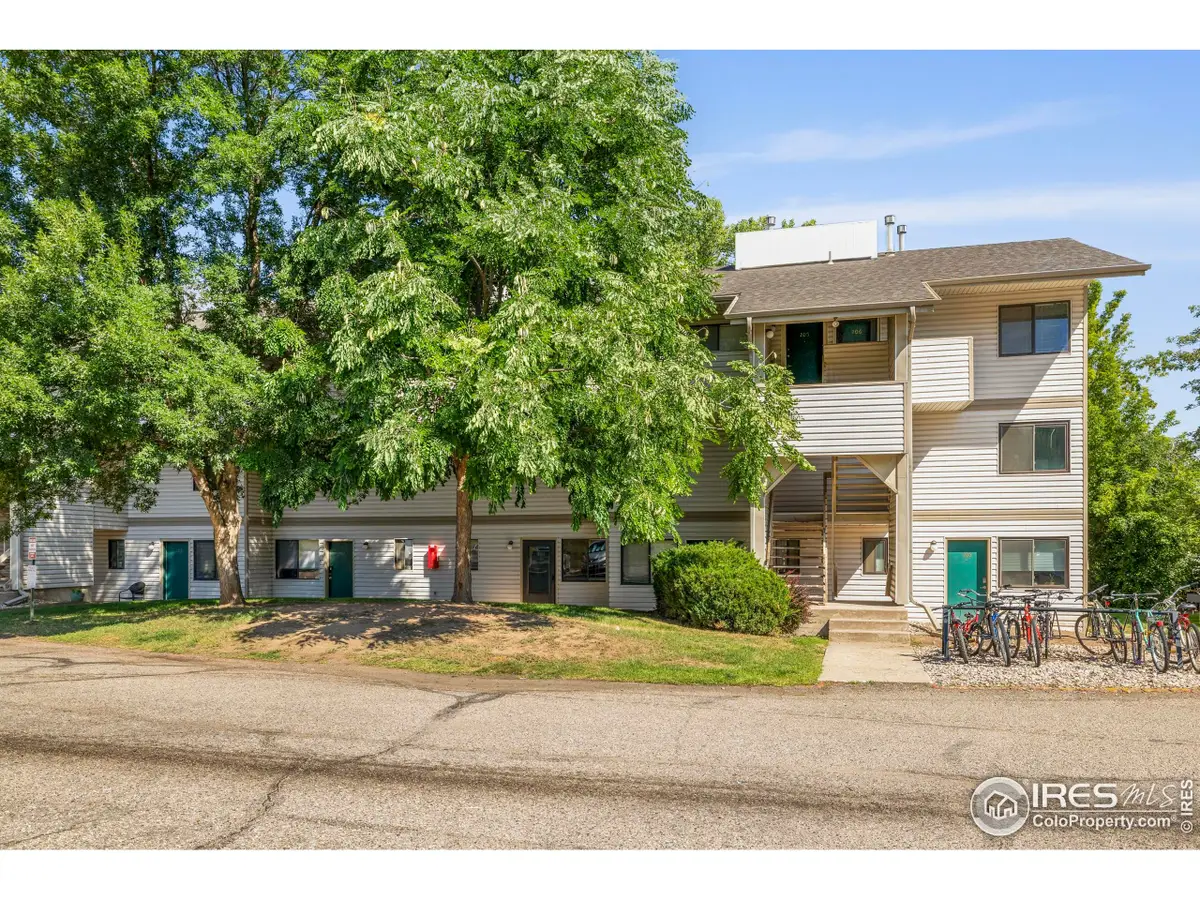 1705 Heatheridge Rd #104, Fort Collins, CO 80526 - Image #1