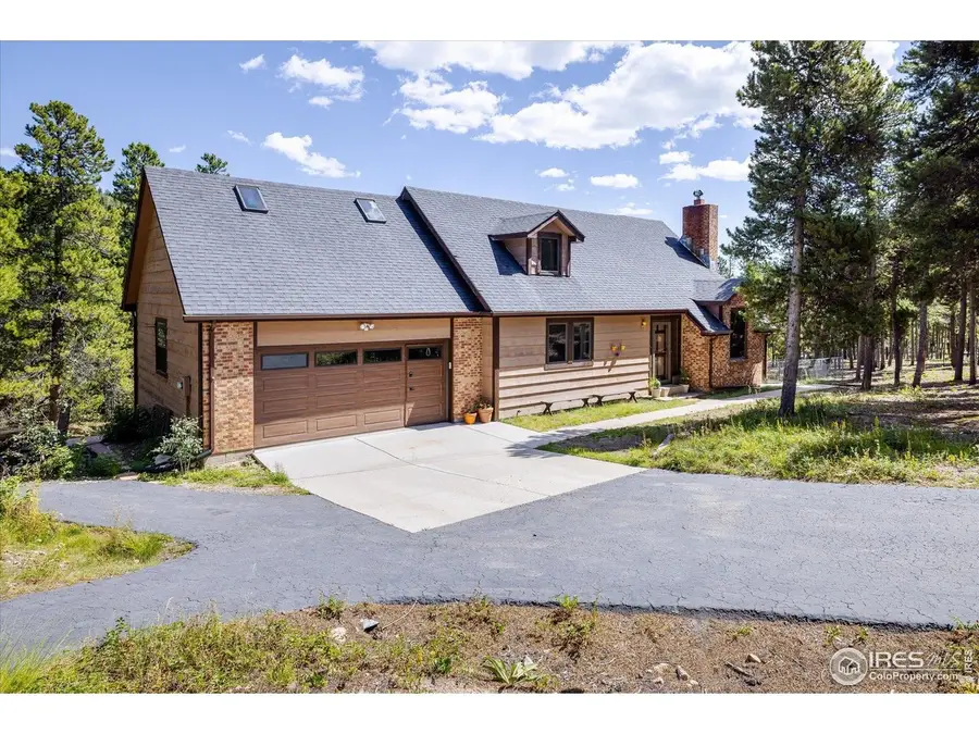 10212 Dowdle Dr, Golden, CO 80403 - Image #2