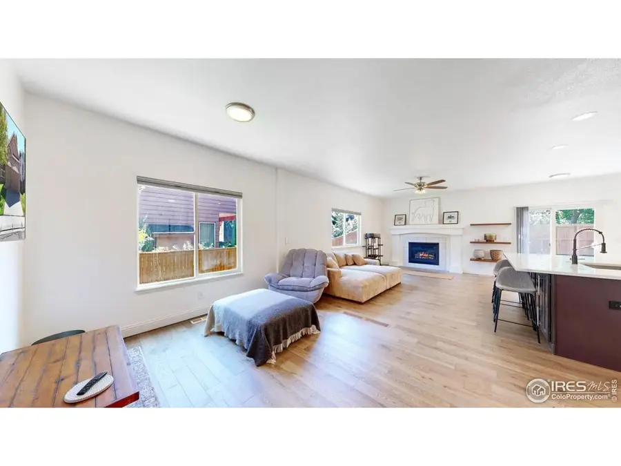 605 Saint Andrews Dr, Longmont, CO 80504 - Image #2