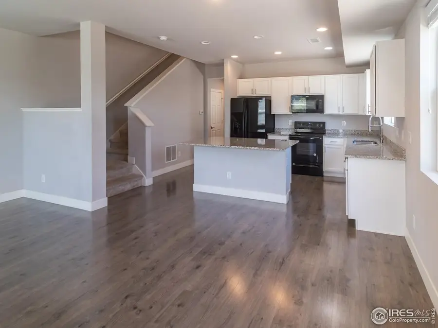 16069 E Elk Dr, Denver, CO 80239 - Image #2