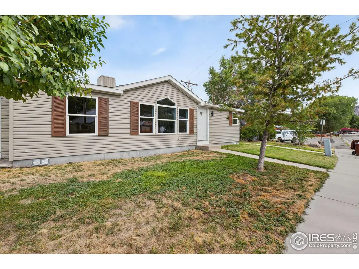 381 W 5th St, Rifle, CO 81650 - Image #1