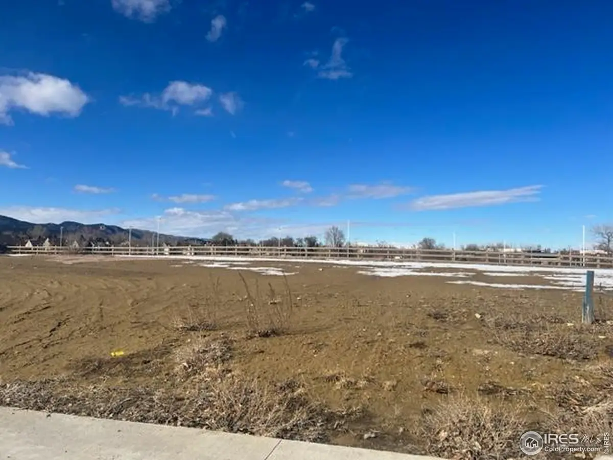 938 Langdale Dr, Fort Collins, CO 80526 - #1
