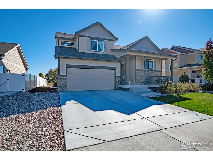 925 Greenbrook Dr, Windsor, CO 80550 - #2
