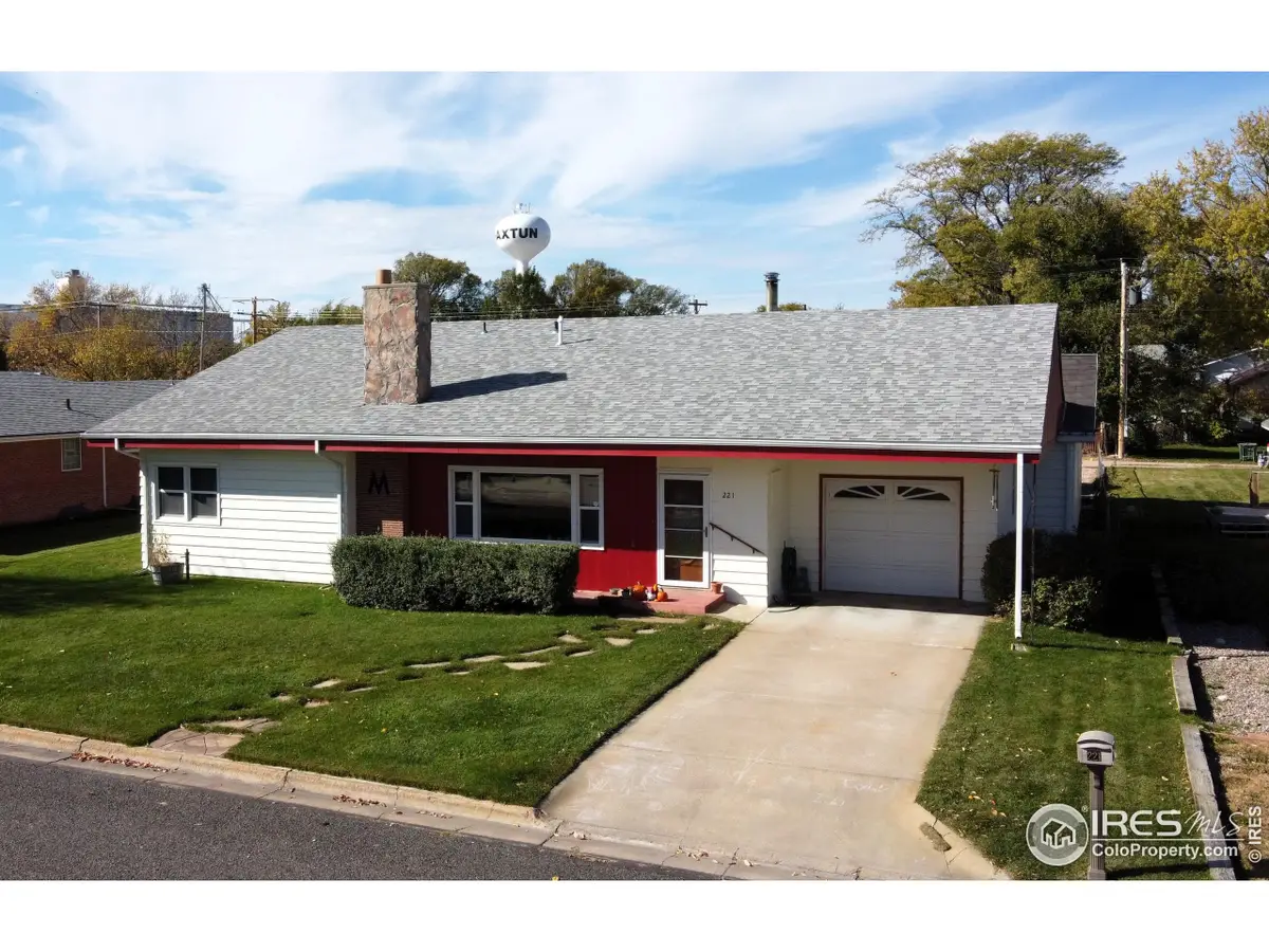 221 N Wallace Ave, Haxtun, CO 80731 - #1