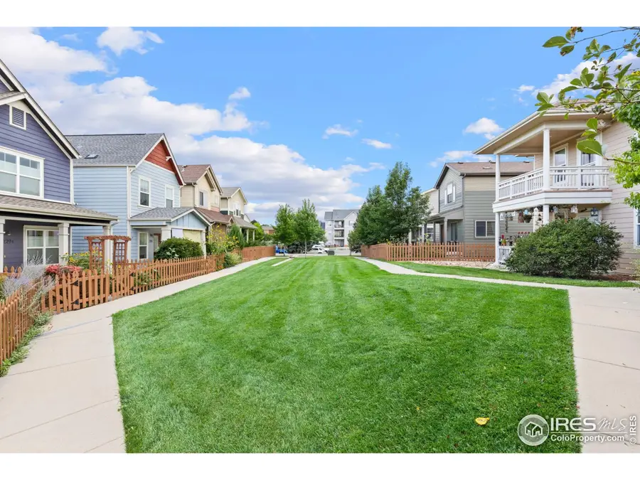 237 Cardinal Way, Longmont, CO 80501 - Image #2