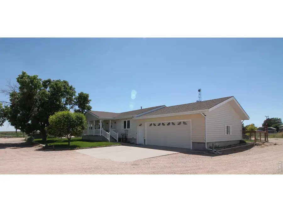 806 S Burlington Ave, Haxtun, CO 80731 - #2
