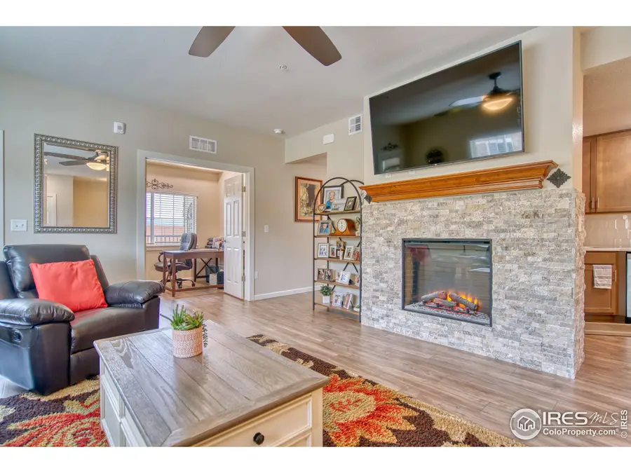 2417 Calais Dr #19D, Longmont, CO 80504 - Image #3