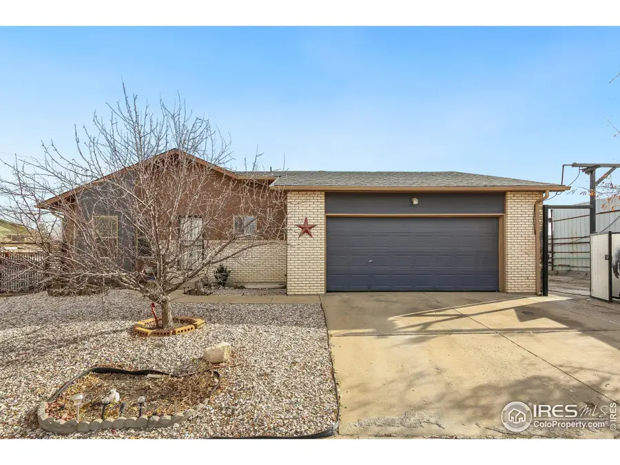 1916 Delwood Ave, Greeley, CO 80631 - #2