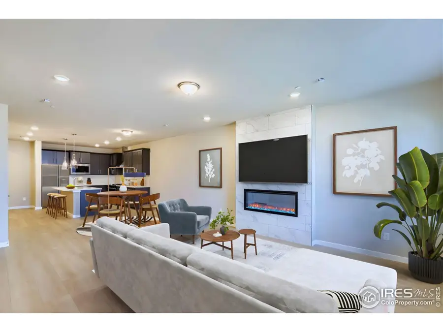 2858 Bear Springs Cir, Longmont, CO 80503 - Image #2