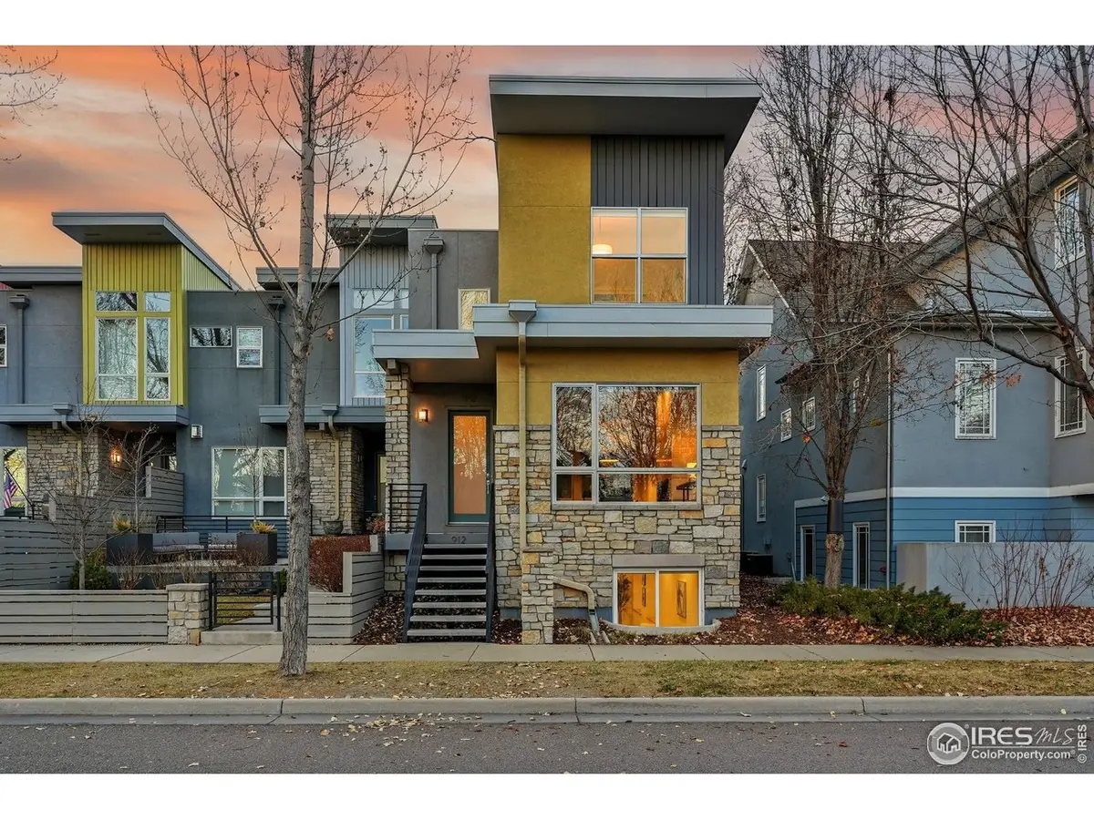 912 Confidence Dr, Longmont, CO 80504 - Image #1