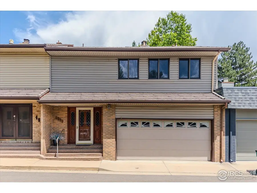 4936 Clubhouse Cir, Boulder, CO 80301 - Image #2