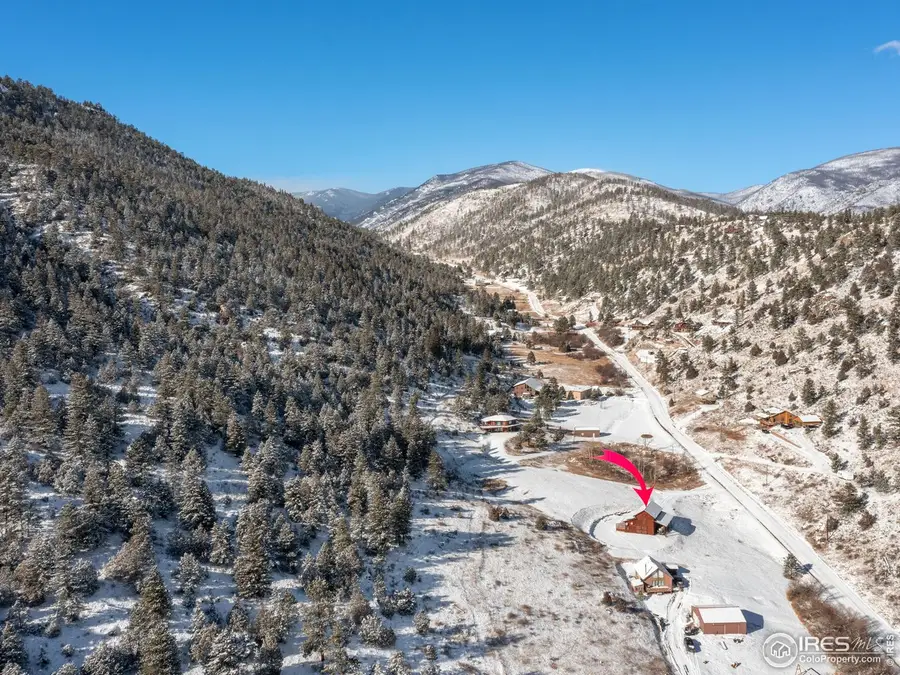 957 Dunraven Glade Rd, Glen Haven, CO 80532 - Image #3