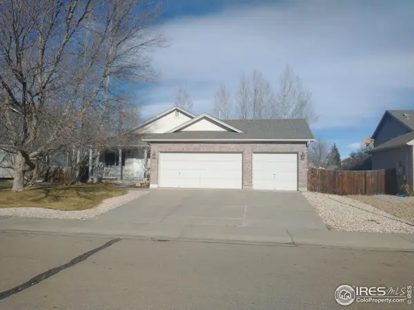 1516 Willowbrook Dr, Longmont, CO 80504
