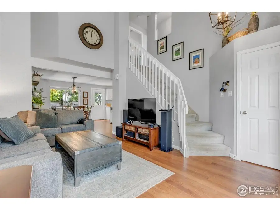 5427 Fox Run Blvd, Longmont, CO 80504 - Image #2