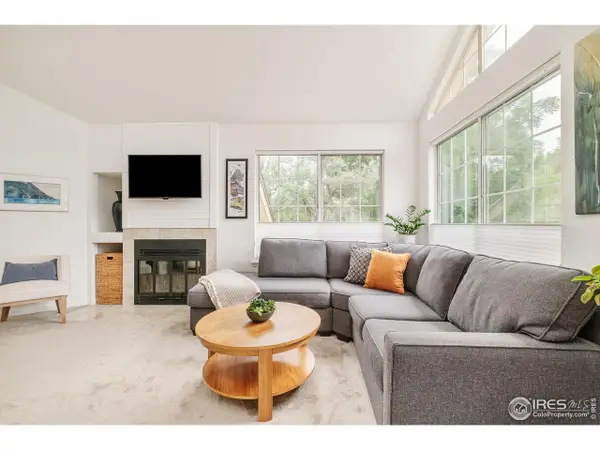 4887 White Rock Cir #F, Boulder, CO 80301