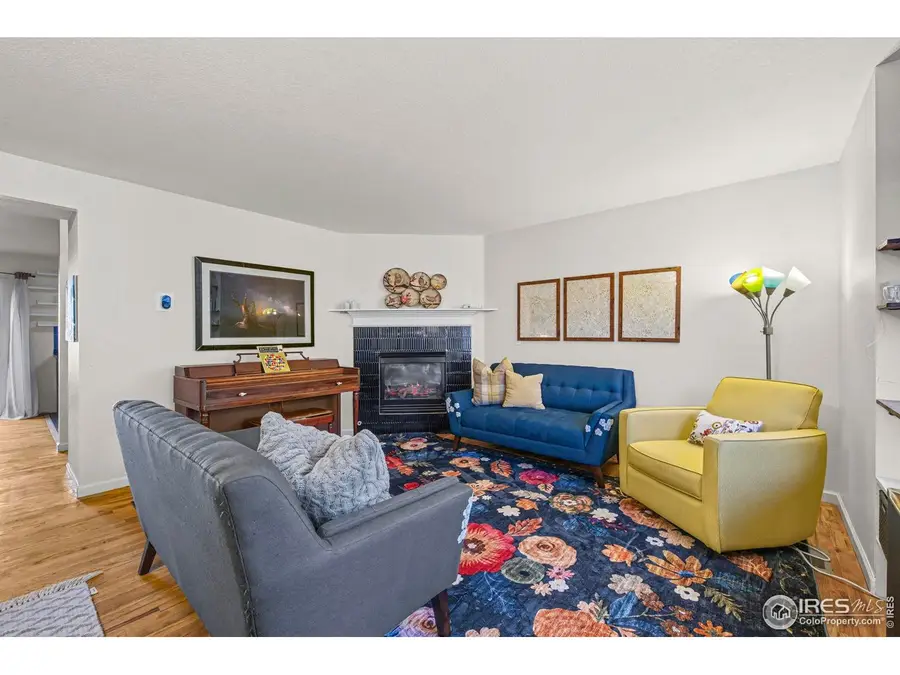 976 Monroe N Ave, Loveland, CO 80537 - Image #2