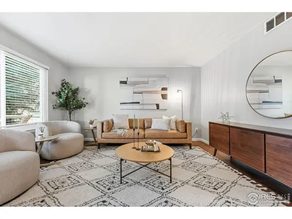 385 Lilac Cir, Louisville, CO 80027