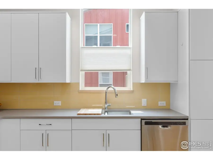 876 Cimarron Dr #B, Lafayette, CO 80026 - Image #3