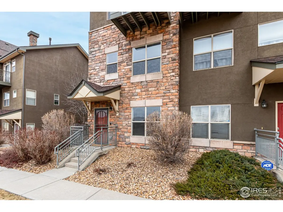 18766 E Yale Cir, Aurora, CO 80013 - Image #1