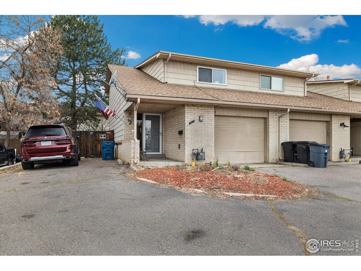 1561 S Sheridan Blvd, Lakewood, CO 80232 - Image #1