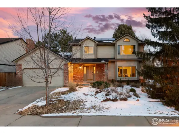 2253 Spinnaker Cir, Longmont, CO 80503