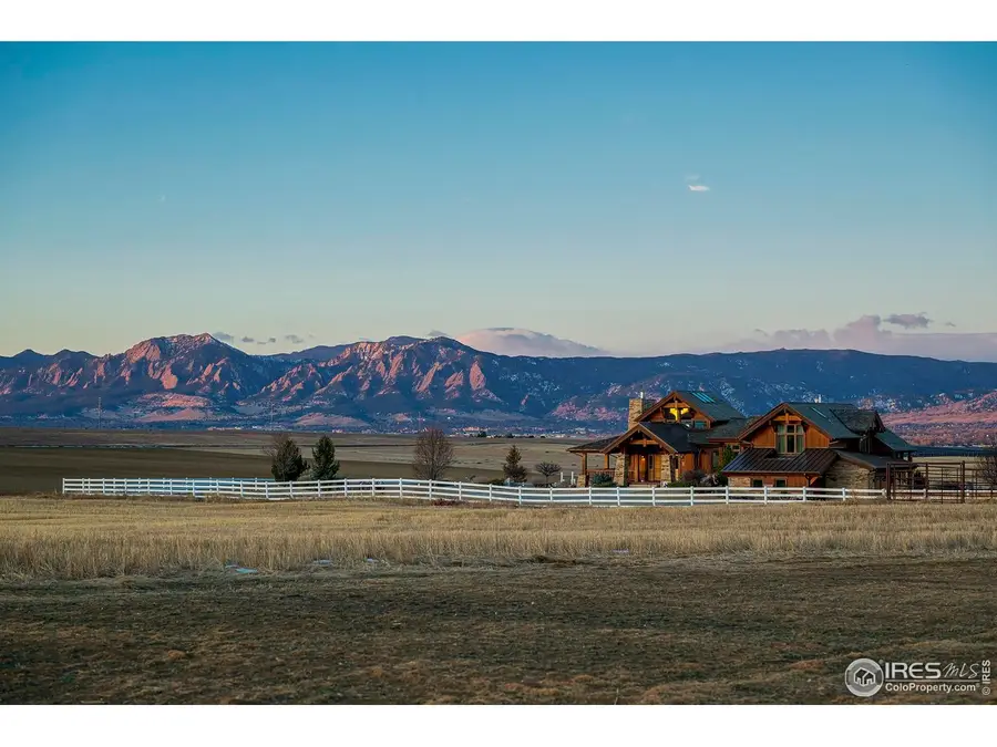 8642 Mineral Rd, Longmont, CO 80503 - Image #2