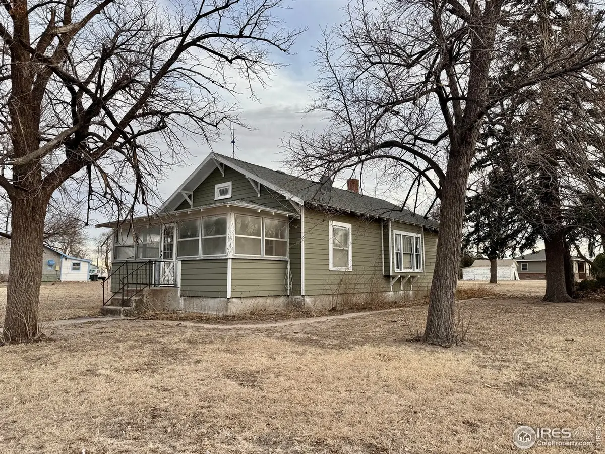 506 E Raymond St, Haxtun, CO 80731 - #1