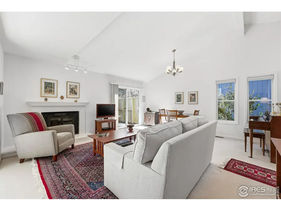 3120 Eastwood Ct, Boulder, CO 80304 - #2