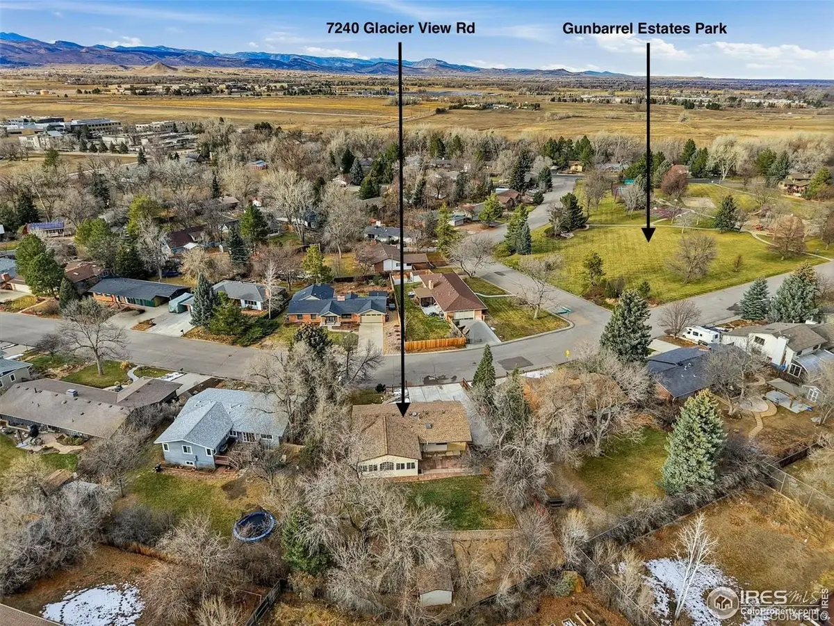 7240 Glacier View Rd, Longmont, CO 80503 - #1