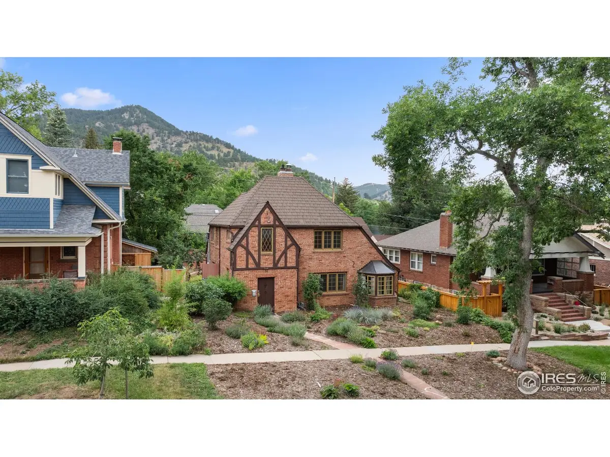 911 Lincoln Pl, Boulder, CO 80302 - #1