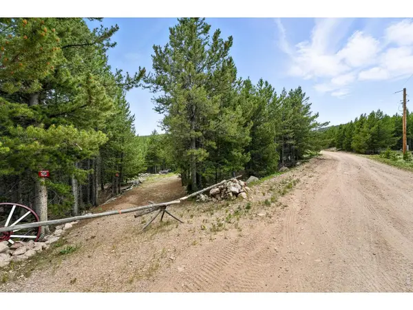 754 Mescalero Dr, Red Feather Lakes, CO 80545
