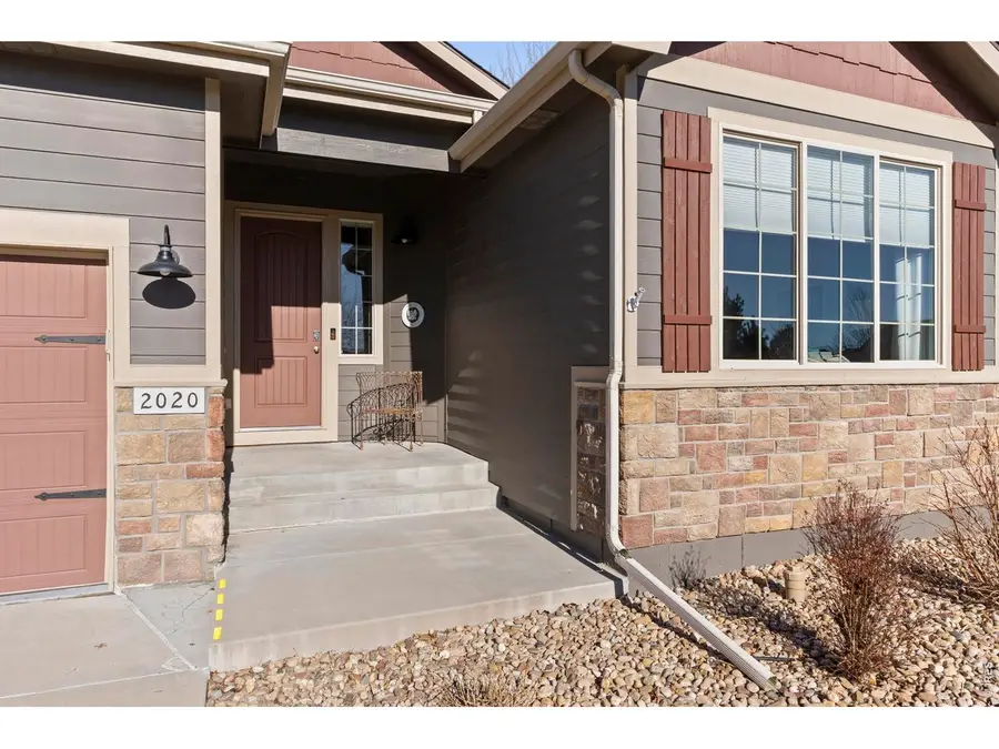 2020 Vineyard Ct, Windsor, CO 80550 - #2