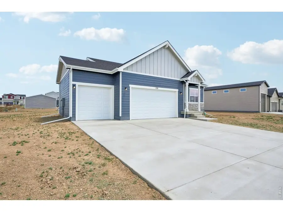 230 Buckboard Dr, Hudson, CO 80642 - #2