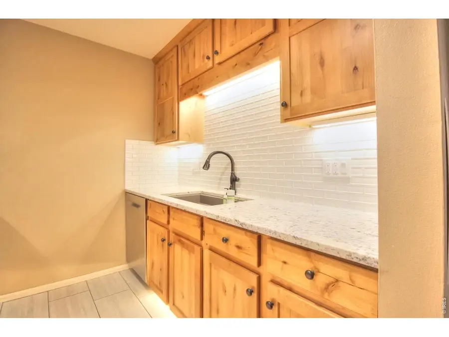 809 E Drake Rd #B-112, Fort Collins, CO 80525 - #3