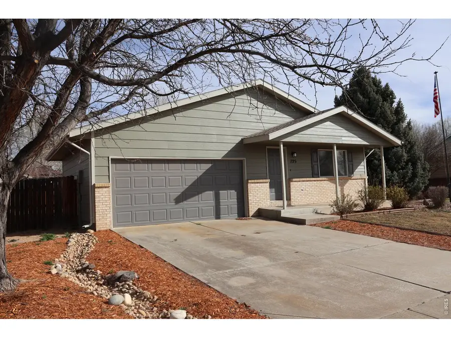 725 Columbine Dr, Windsor, CO 80550 - #2
