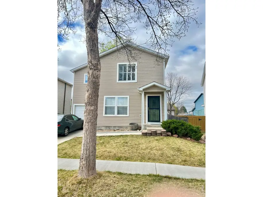 3469 Warren Farm Dr, Fort Collins, CO 80526 - #2